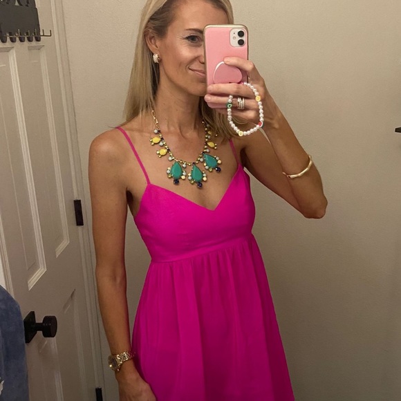 Meet your Posher, Ariana - Picture 1 of 8